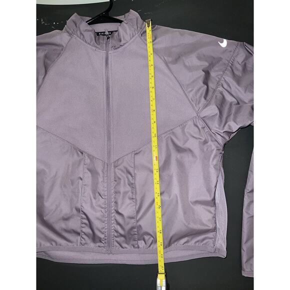 Nike Run Division Women's Running Full zip Top Jacket, DC8033 Size Medium - Picture 8 of 12
